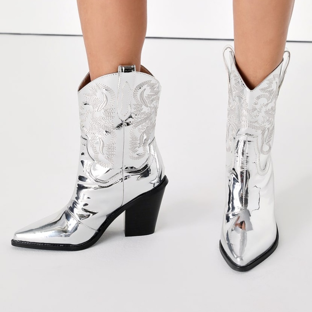 Billini Sergio Silver Chrome Pointed-Toe Western Boots - Picture 2 of 10